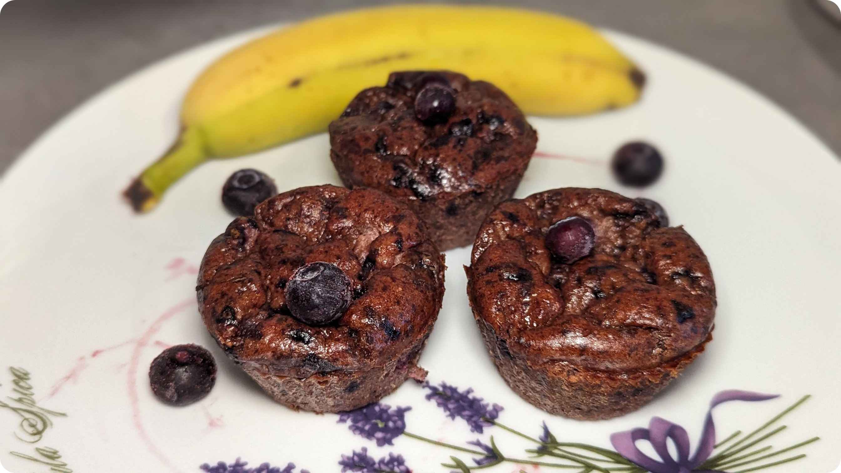 leckere Blaubeer muffins, gesunder kuchen ohne zucker zuckerersatzstoffe, wenige zutaten schnell backen